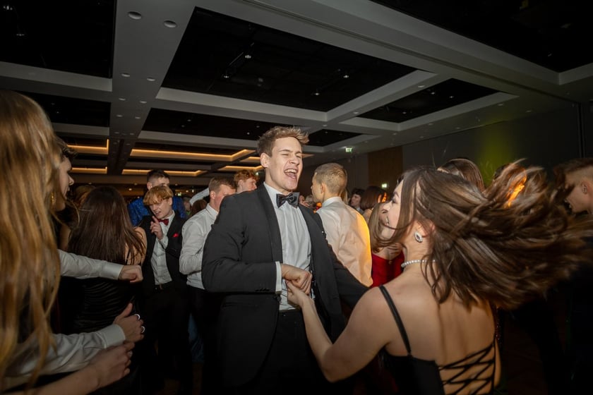 Studni&oacute;wka XIII LO we Wrocławiu