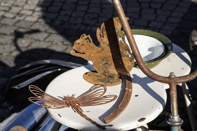 Giełda staroci pod Iglicą 24 lutego