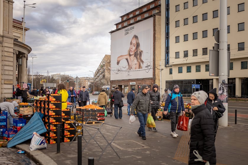 Bazar na dworcu Świebodzkim, luty 2024