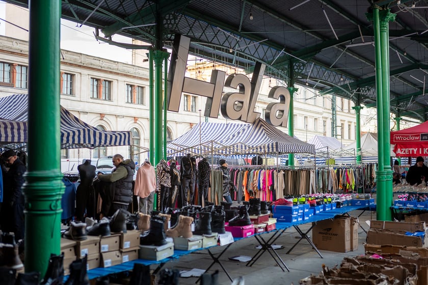 Bazar na dworcu Świebodzkim, luty 2024