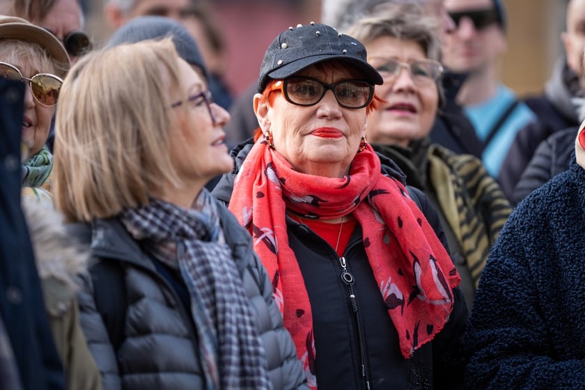 Odsłonięcie krasnala Stanisława Wolskiego