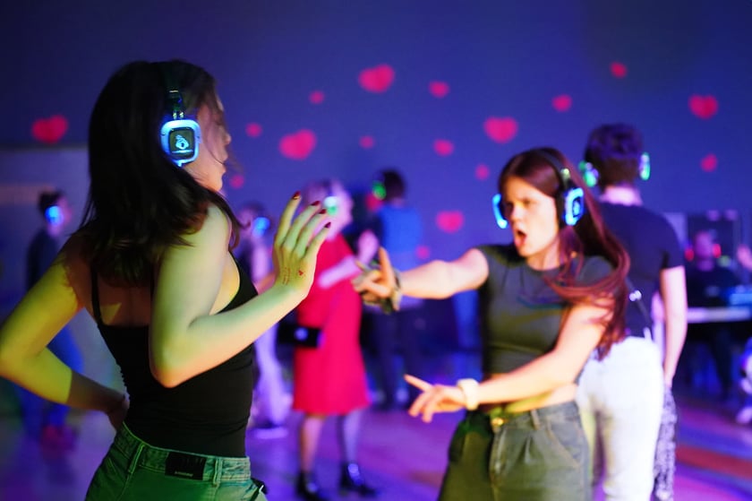 Walentynkowe Silent disco w Famie na Psim Polu