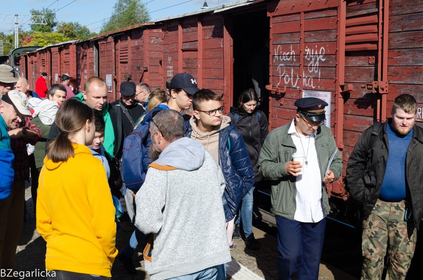 Wystawa lokomotyw i wagonów zorganizowana przez Klub Sympatyków Kolei we Wrocławiu