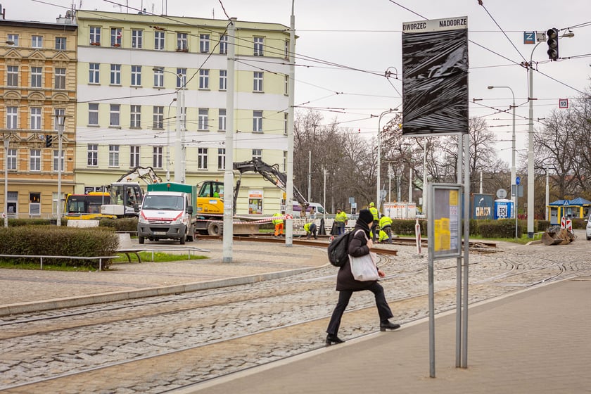 Remont torowiska na placu Powstańców Wielkopolskich. Wrocław, 9 marca 2024