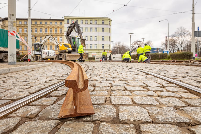 Remont torowiska na placu Powstańców Wielkopolskich. Wrocław, 9 marca 2024