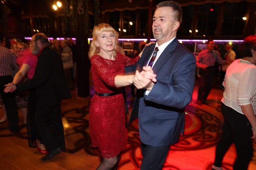 Bal z okazji Dnia Kobiet - Rock'n'rollowa Dama - lata 50. w Restauracji Letniej