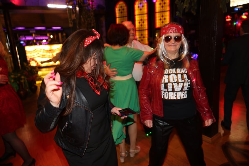 Bal z okazji Dnia Kobiet - Rock'n'rollowa Dama - lata 50. w Restauracji Letniej