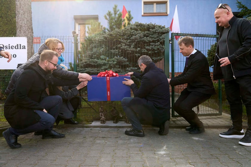 Odsłonięcie krasnali na Jagodnie, Wrocław 9 marca 2024