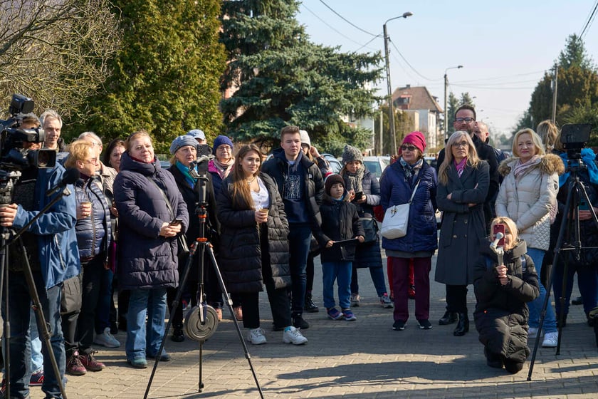 Odsłonięcie krasnali na Jagodnie, Wrocław 9 marca 2024