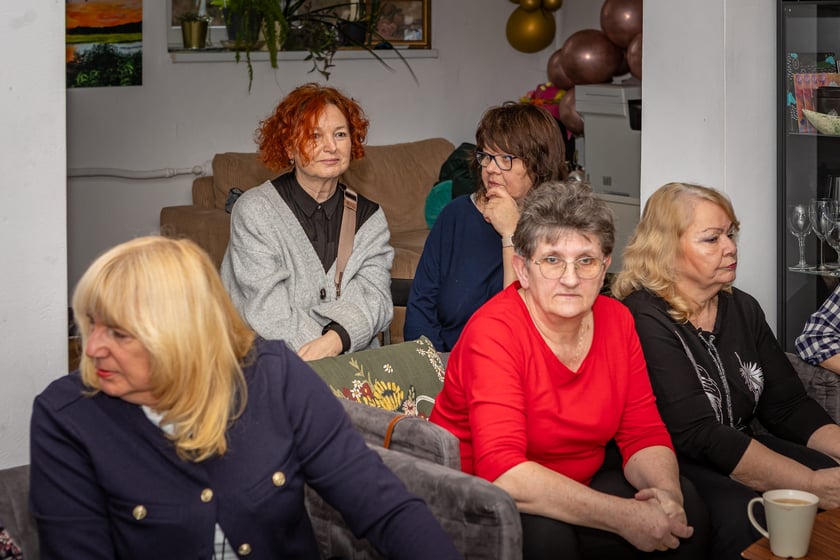 Dzień Kobiet w Rewirze Twórczym na Swojczycach, spotkanie z prezydentem Wrocławia Jackiem Sutrykiem