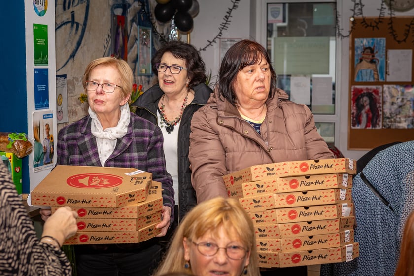 Dzień Kobiet w Rewirze Twórczym na Swojczycach, spotkanie z prezydentem Wrocławia Jackiem Sutrykiem