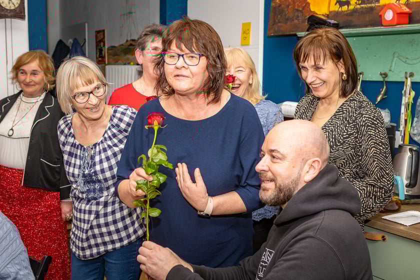 Dzień Kobiet w Rewirze Twórczym na Swojczycach, spotkanie z prezydentem Wrocławia Jackiem Sutrykiem