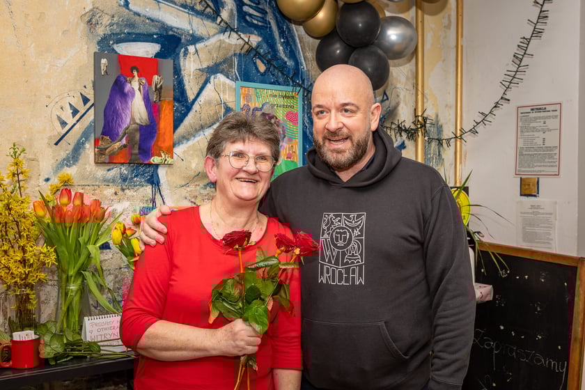 Dzień Kobiet w Rewirze Twórczym na Swojczycach, spotkanie z prezydentem Wrocławia Jackiem Sutrykiem