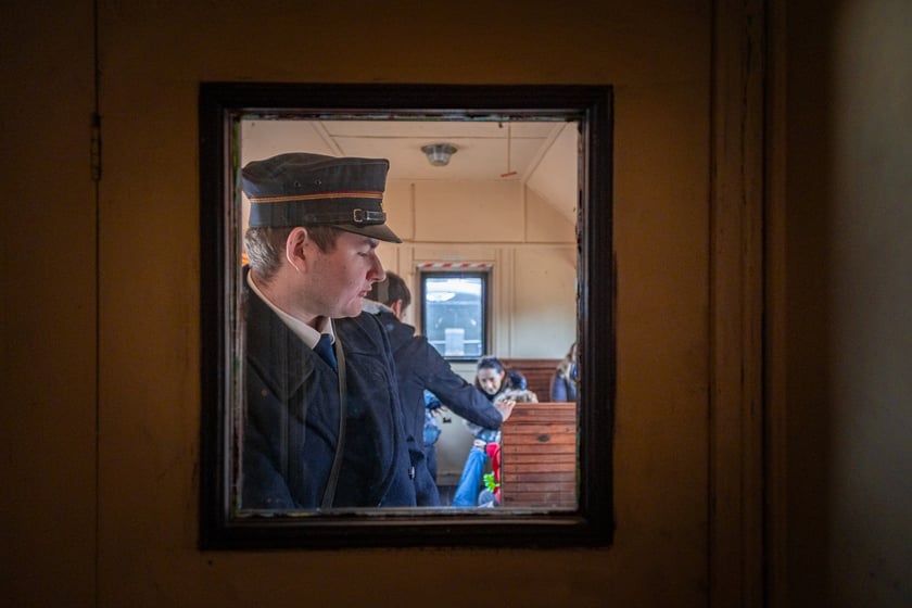 Pociąg retro, czyli kolejowe zakamarki Wrocławia - otwarcie sezonu 2024