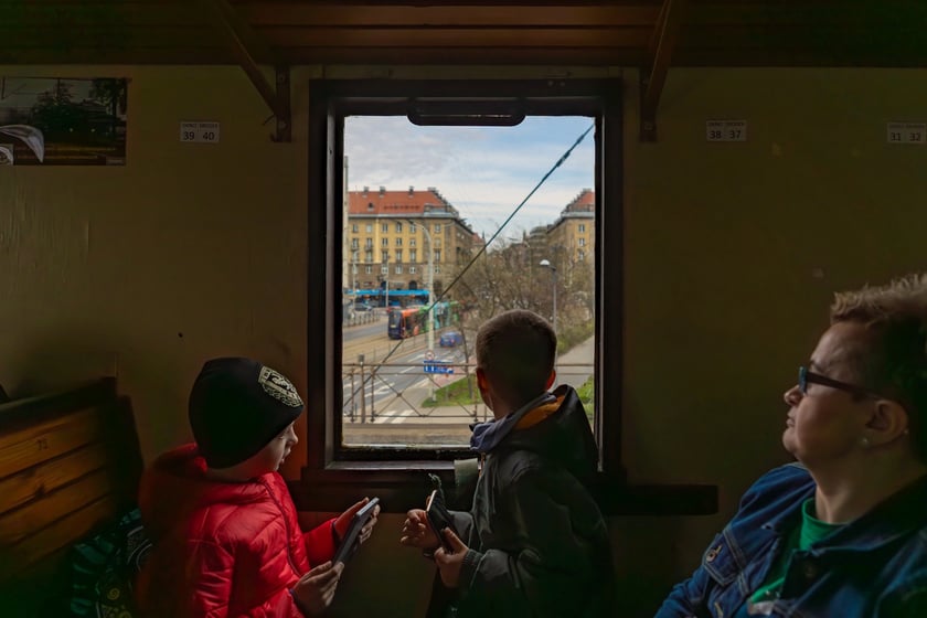 Pociąg retro, czyli kolejowe zakamarki Wrocławia - otwarcie sezonu 2024