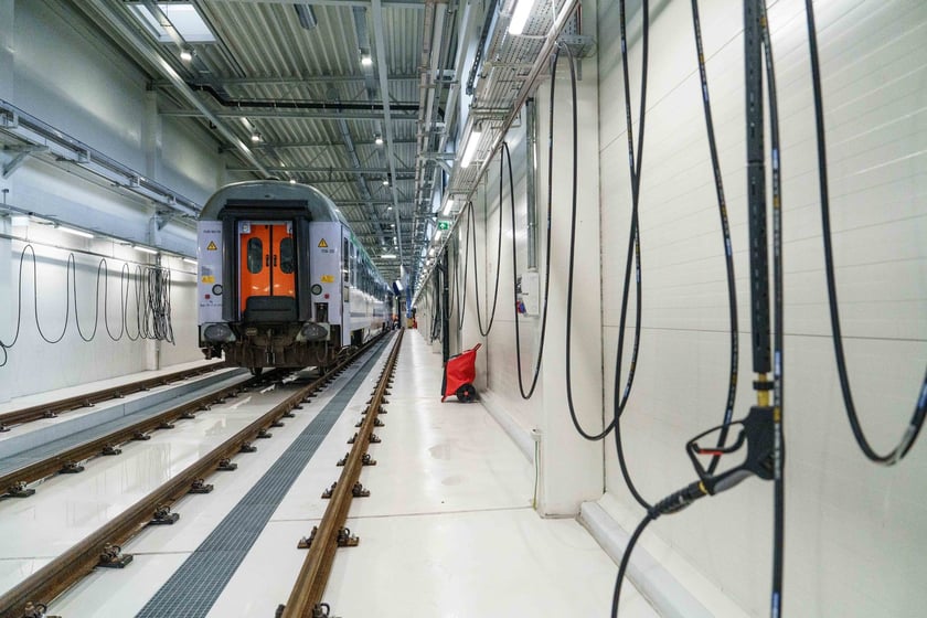 Nowoczesna myjnia PKP Intercity we Wrocławiu