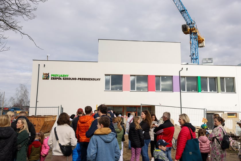 Budowa Przyjaznego Zespołu Szkolno-Przedszkolnego przy ul. Białostockiej na osiedlu Maślice we Wrocławiu