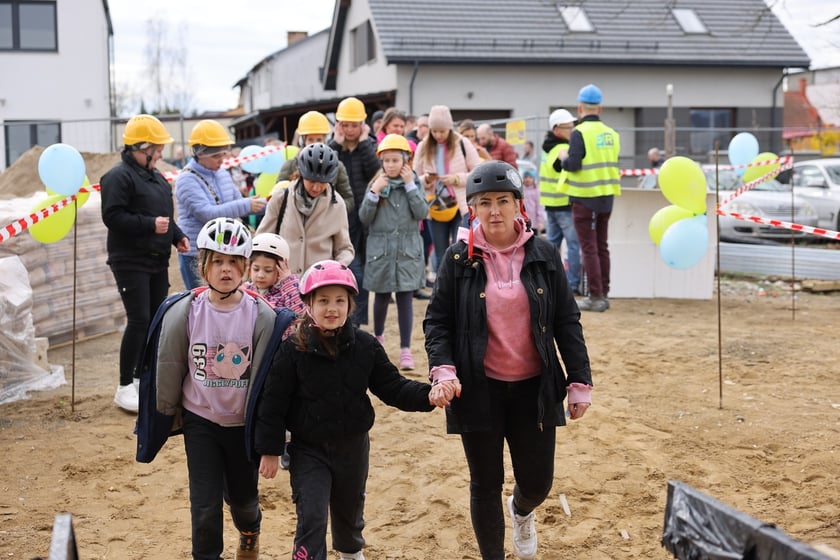 Budowa Przyjaznego Zespołu Szkolno-Przedszkolnego przy ul. Białostockiej na osiedlu Maślice we Wrocławiu