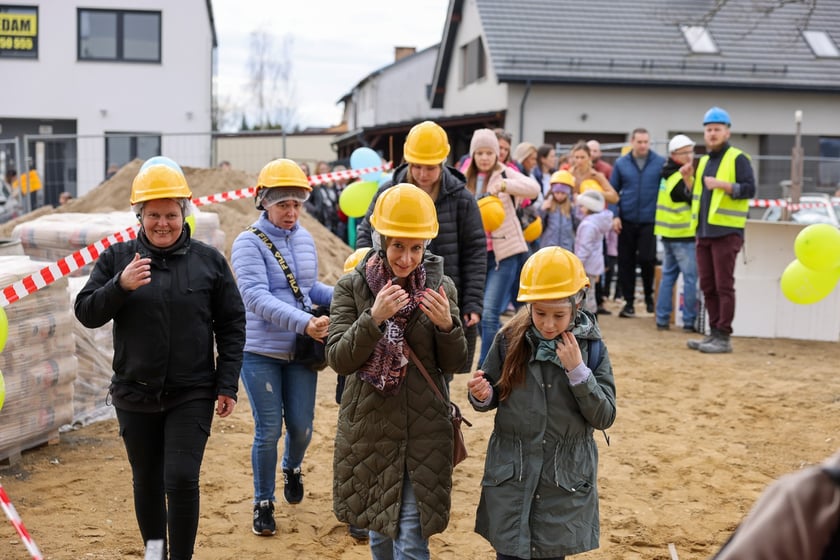 Budowa Przyjaznego Zespołu Szkolno-Przedszkolnego przy ul. Białostockiej na osiedlu Maślice we Wrocławiu