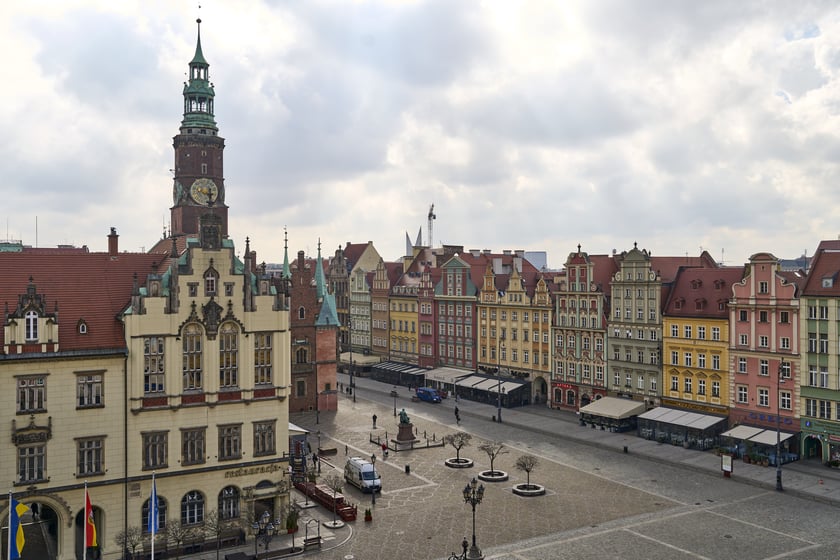 Widok na Rynek i okolice z kamienicy Pod Złotym Słońcem