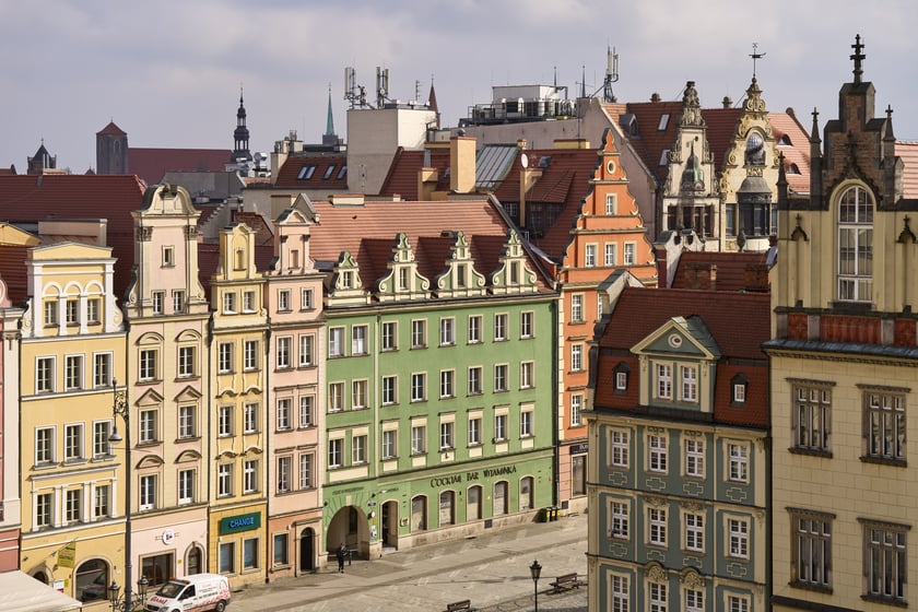 Widok na Rynek i okolice z kamienicy Pod Złotym Słońcem