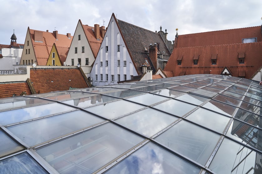Widok na Rynek i okolice z kamienicy Pod Złotym Słońcem