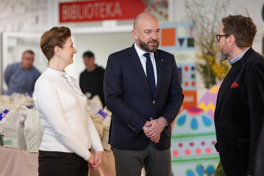Przedświąteczne Paczki Dobrych Relacji. Wrocław, hala Grafit, 22.03.2024