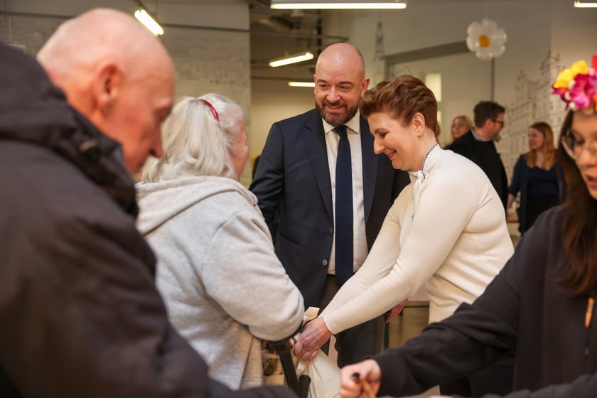 Przedświąteczne Paczki Dobrych Relacji. Wrocław, hala Grafit, 22.03.2024