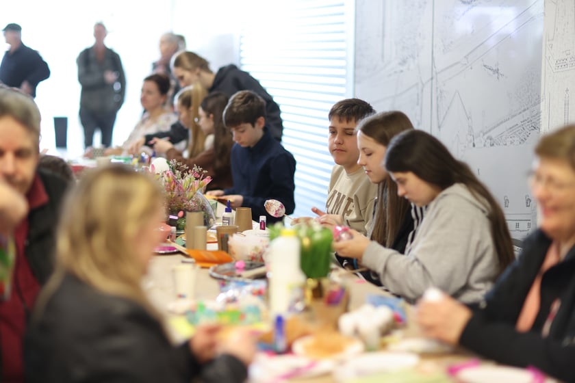 Przedświąteczne Paczki Dobrych Relacji. Wrocław, hala Grafit, 22.03.2024