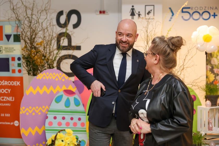 Przedświąteczne Paczki Dobrych Relacji. Wrocław, hala Grafit, 22.03.2024
