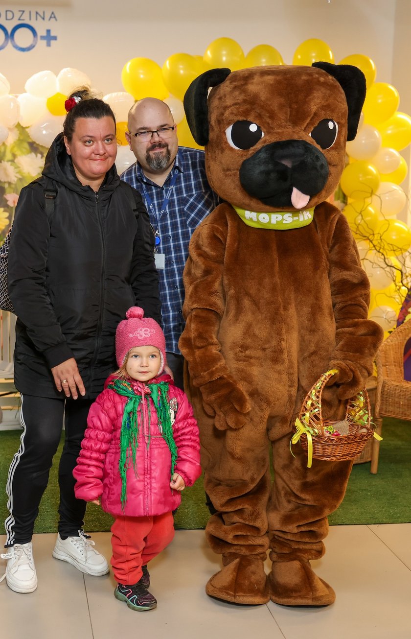 Przedświąteczne Paczki Dobrych Relacji. Wrocław, hala Grafit, 22.03.2024