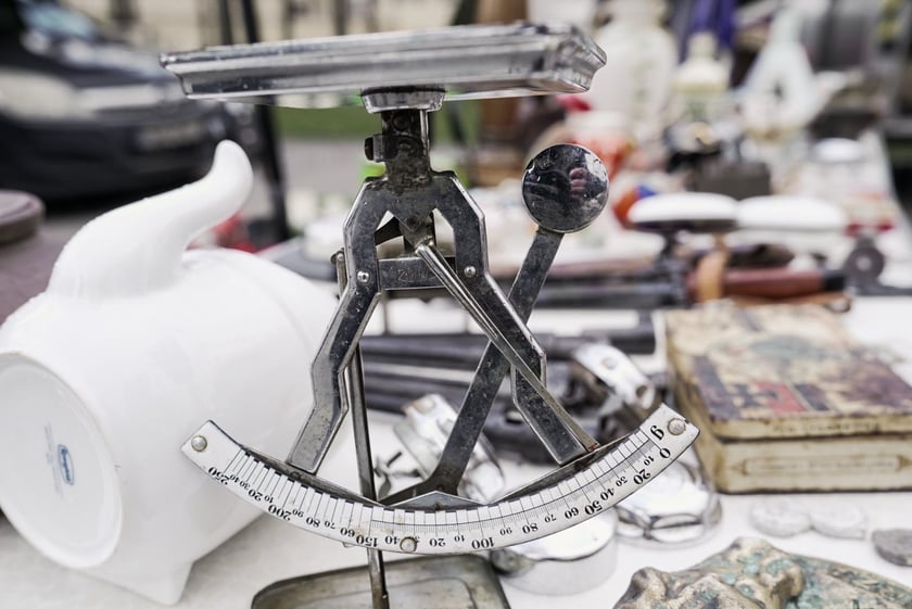 Giełda staroci pod Iglicą - niedziela 23 marca