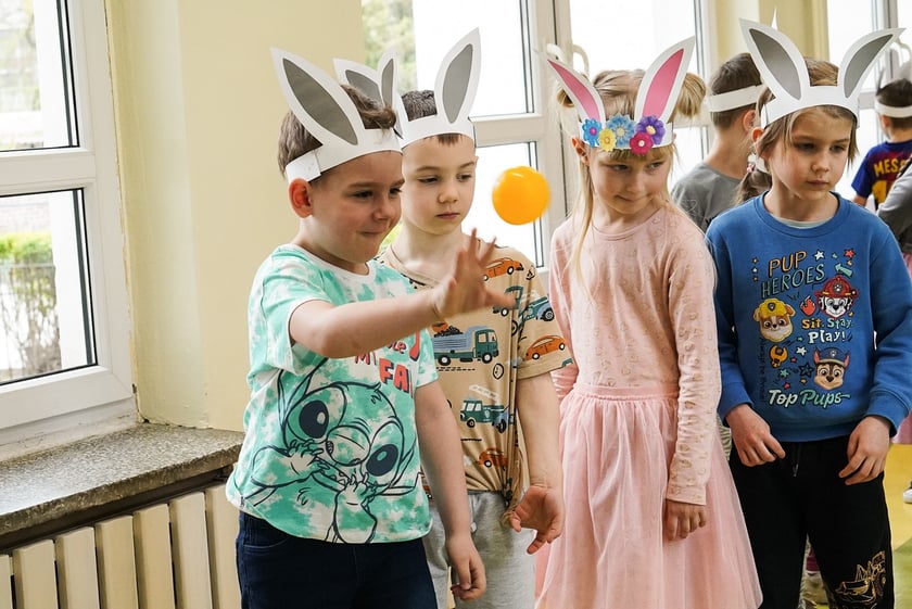 Spotkanie z Zajączkiem w Przedszkolu nr 149 „Tęczowa Polanka”