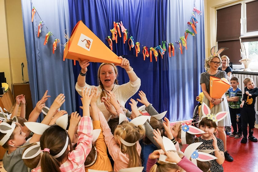 Spotkanie z Zajączkiem w Przedszkolu nr 149 „Tęczowa Polanka”