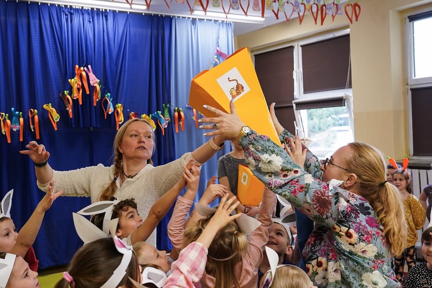 Spotkanie z Zajączkiem w Przedszkolu nr 149 „Tęczowa Polanka”