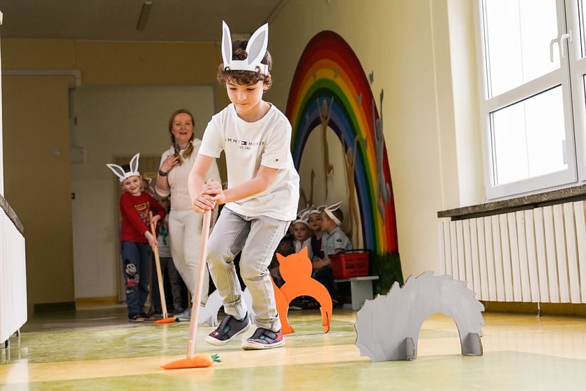 Spotkanie z Zajączkiem w Przedszkolu nr 149 „Tęczowa Polanka”