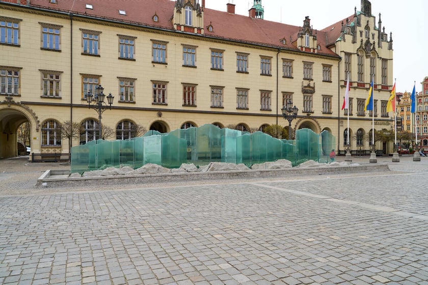 Puste miasto. Wrocław bez ludzi i bez samochodów. 31.03.2024