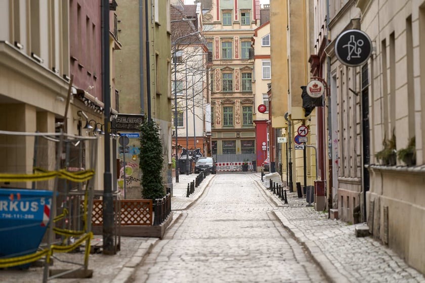 Puste miasto. Wrocław bez ludzi i bez samochodów. 31.03.2024