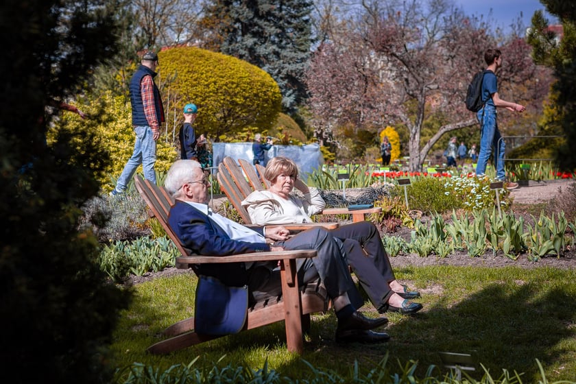 Wrocławski ogr&oacute;d botaniczny otwarty. Można go odwiedzać od 1 kwietnia do końca października.