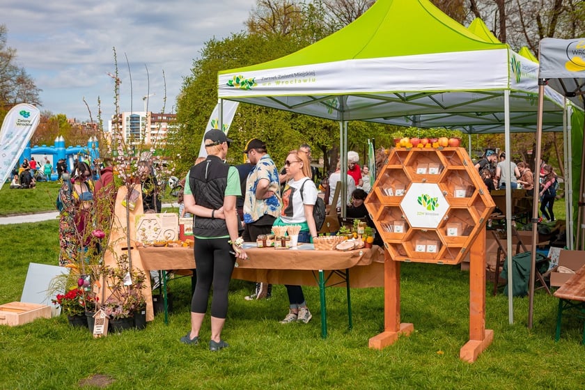 Piknik w parku na Niskich Łąkach i wiosenna edycja akcji WROśnij we WROcław&nbsp;&nbsp;