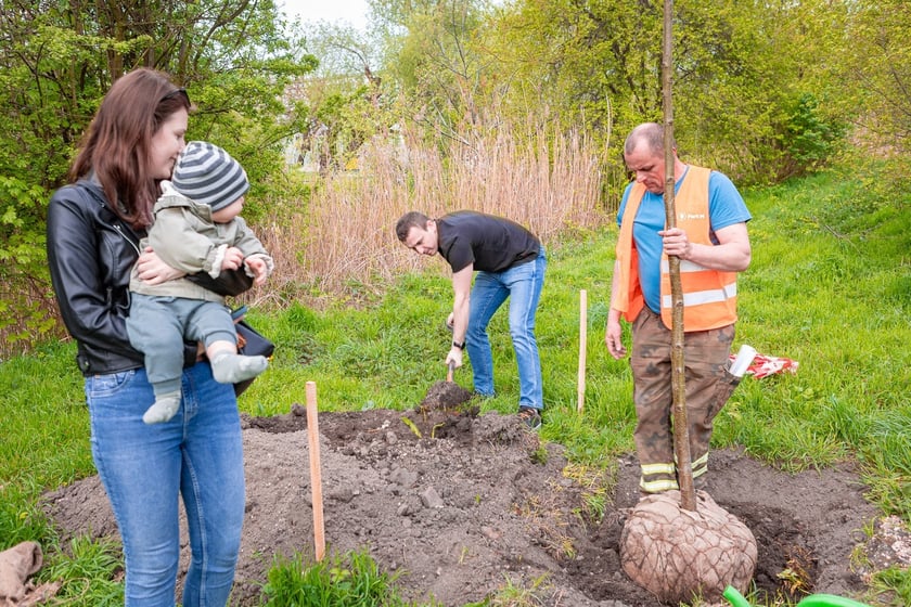 Piknik w parku na Niskich Łąkach i wiosenna edycja akcji WROśnij we WROcław&nbsp;&nbsp;