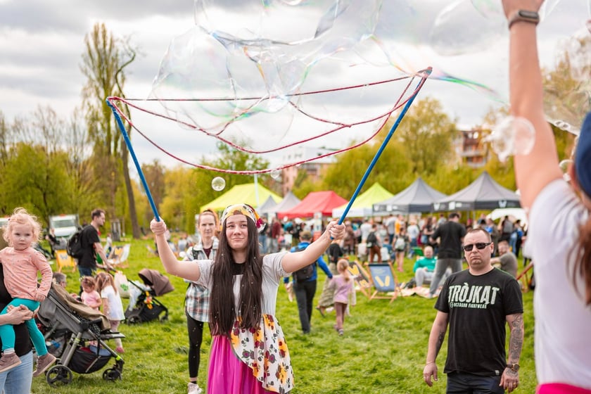 Piknik w parku na Niskich Łąkach i wiosenna edycja akcji WROśnij we WROcław&nbsp;&nbsp;