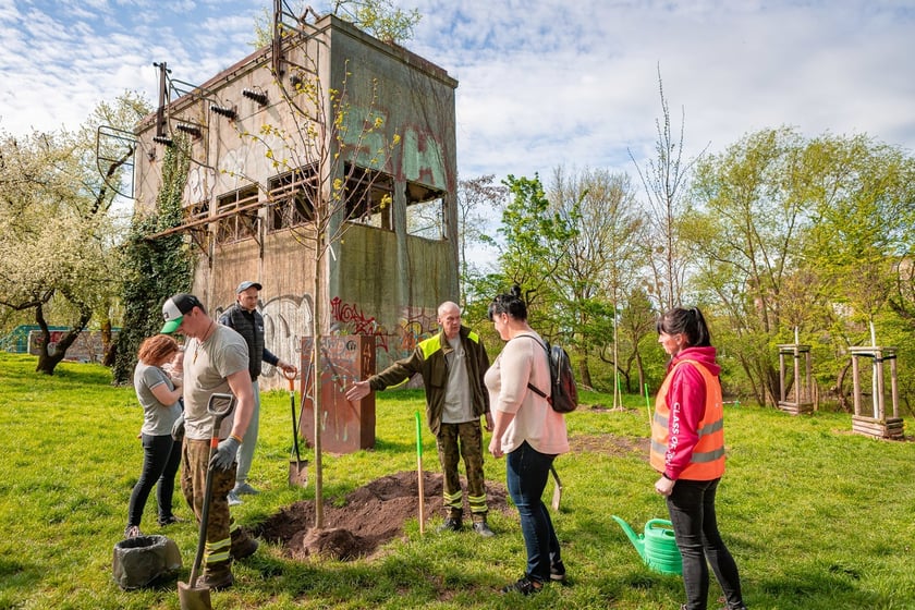 Piknik w parku na Niskich Łąkach i wiosenna edycja akcji WROśnij we WROcław&nbsp;&nbsp;