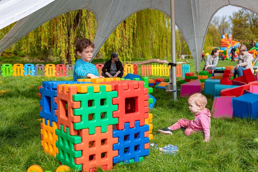 Piknik w parku na Niskich Łąkach i wiosenna edycja akcji WROśnij we WROcław&nbsp;&nbsp;