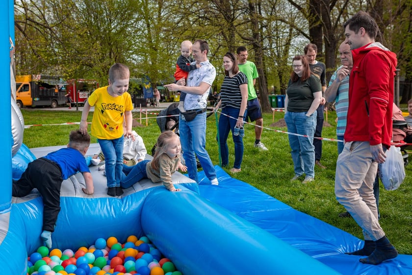 Piknik w parku na Niskich Łąkach i wiosenna edycja akcji WROśnij we WROcław&nbsp;&nbsp;
