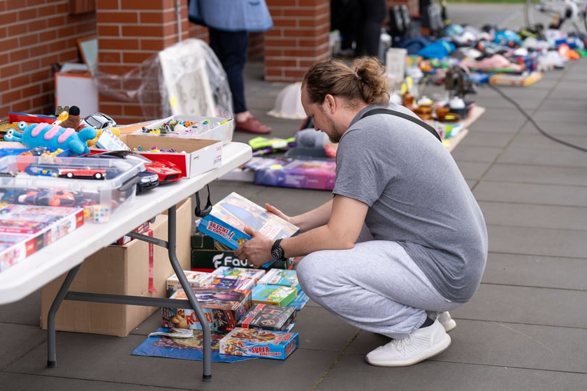 Pchli targ przy Centrum Historii Zjezdnia we Wrocławiu