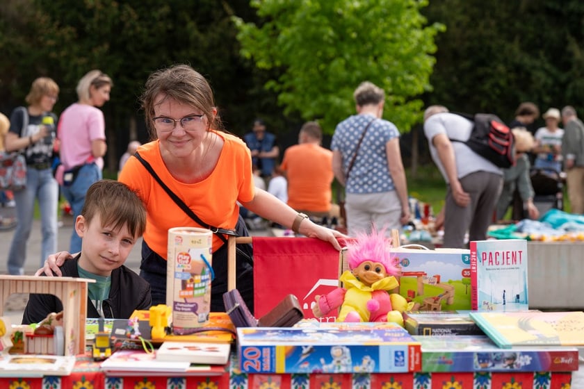 Pchli targ przy Centrum Historii Zjezdnia we Wrocławiu