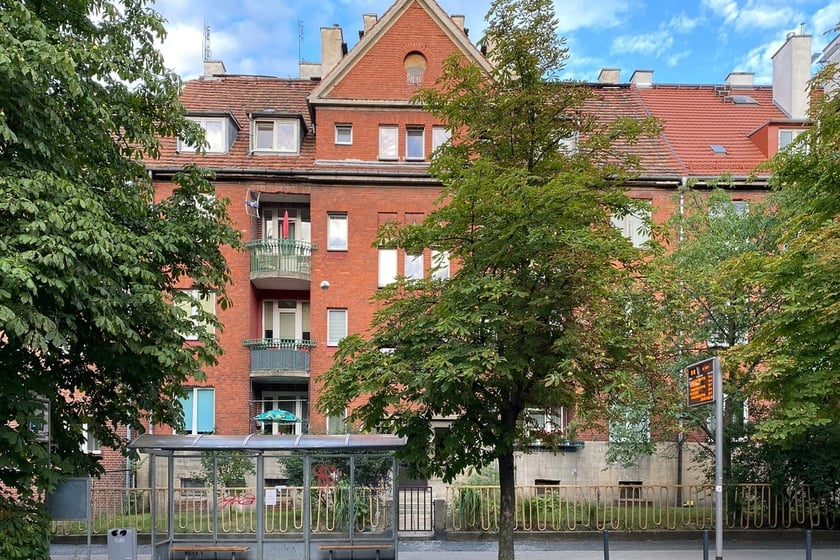 Budynek mieszkalny, al. Pracy 36-40