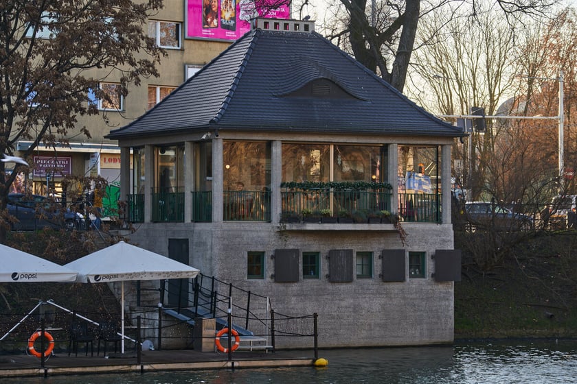 Cafe Berg nad fosą miejską