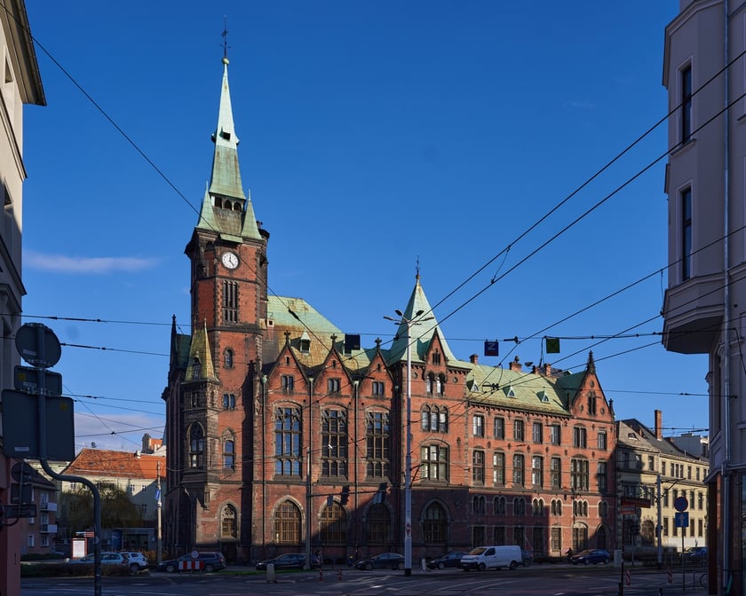 Budynek  dawnej biblioteki przy ul. Szajnochy